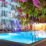 Ξενοδοχείο Akdora Resort&spa
