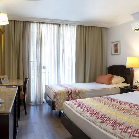 Готель Akdora Resort&spa