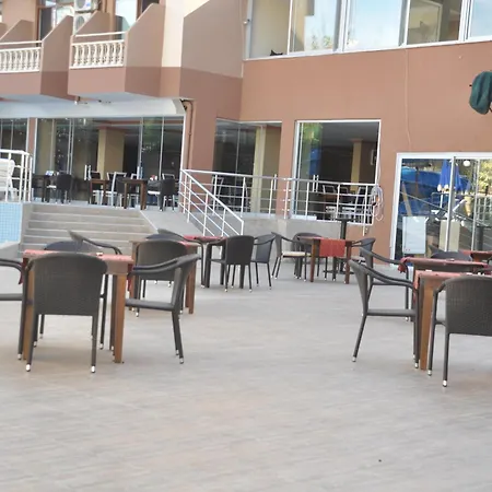 Akdora Resort&spa מלון